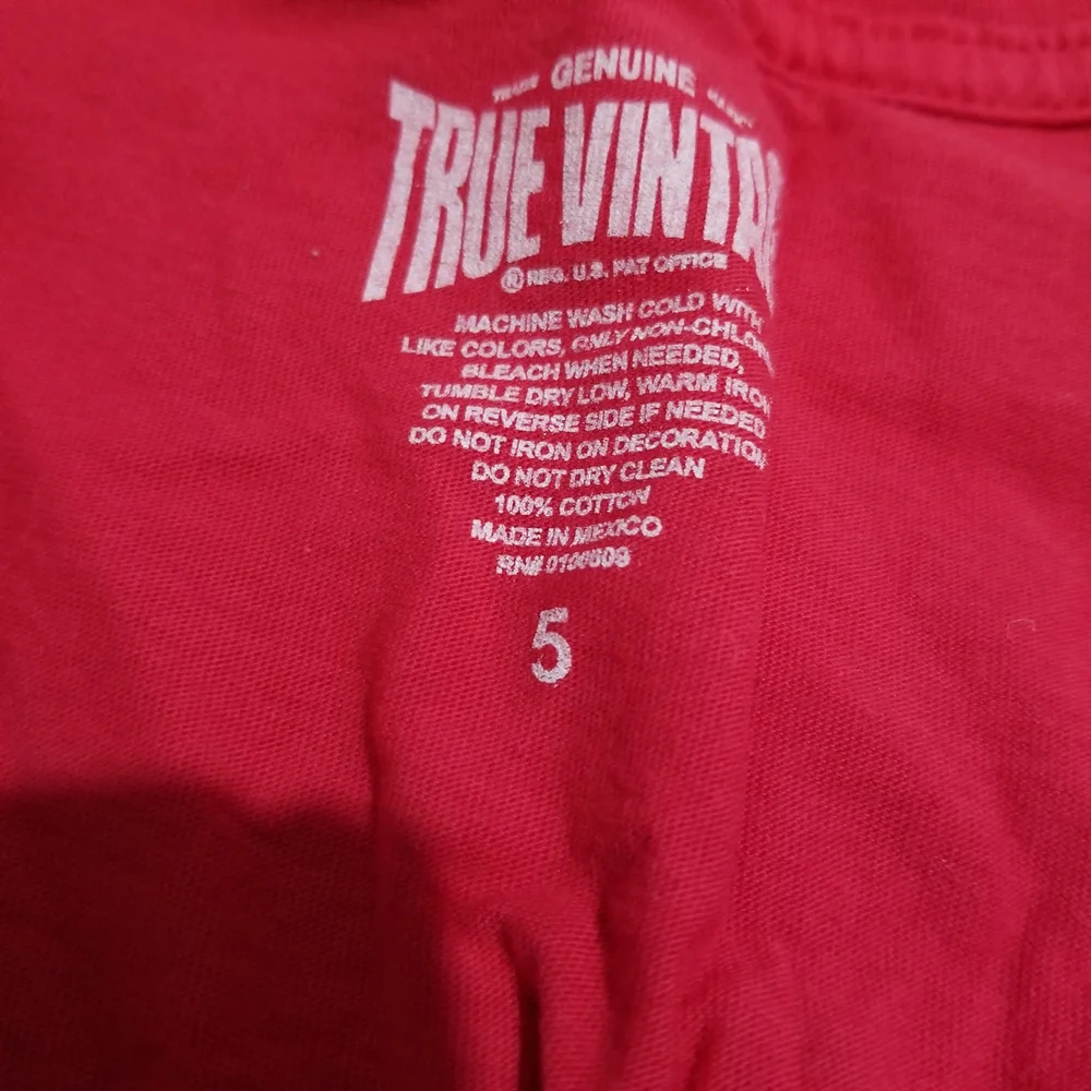 True Vintage Wonder Woman Graphic Tee - Picture 4 of 4